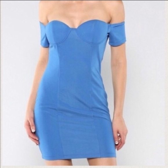 Dress - Picture 2 of 4